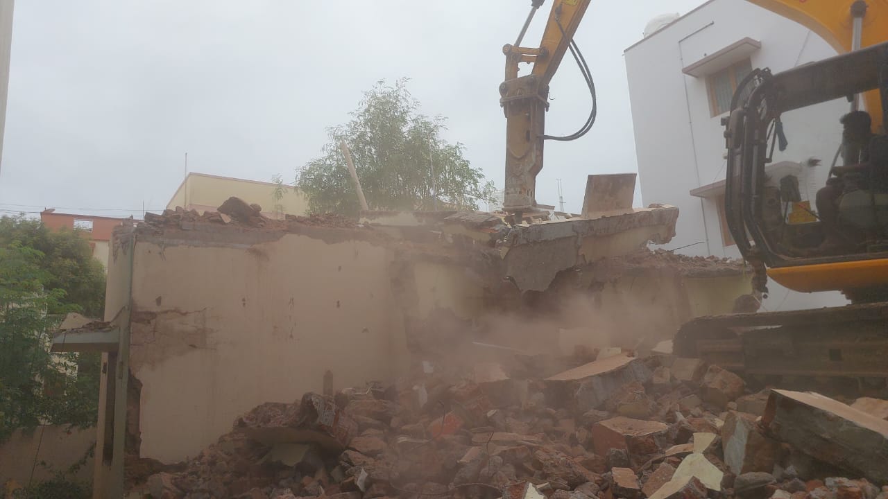 Concrete Breaking Services