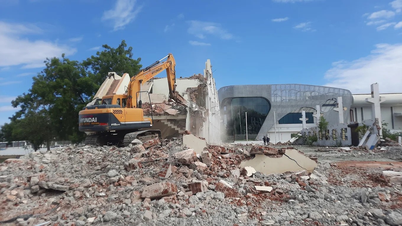 Recent Work: Multistory Complex Building Demolition – Coimbatore